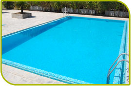 Holidays_swimming